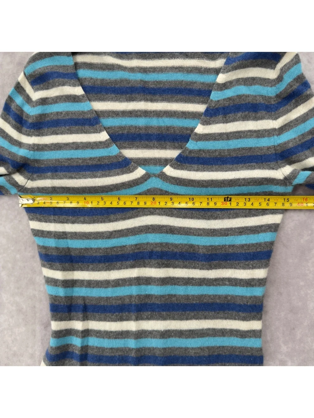 Vintage 90s Giorgio Barbara Striped 100% Cashmere V-Neck Sweater Blue Grey Y2K